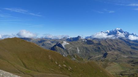 Au Passage d’Arpire : Rocher du Vent, Aiguilles de la Pennaz, Crête des Gittes, Mont Blanc