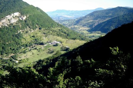 Vue plongeante sur le Col de Blanc.