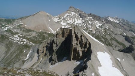 La Tête de Plate Longue au premier plan, le Grand Ferrand au fond.