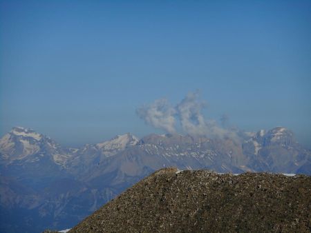 Sommet de la Petite Autane : vue vers le Dévoluy.