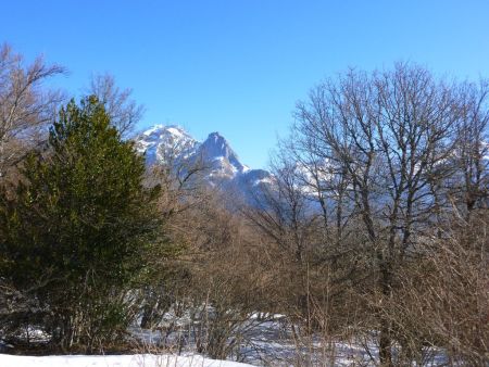 Vue en montant sur Dent de Pleuven, Trélod